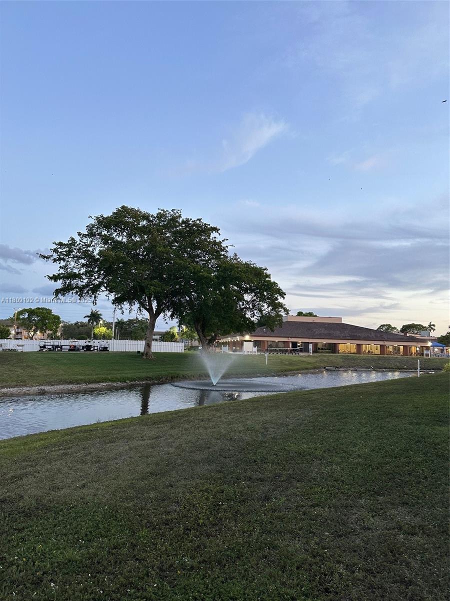 9201 Sunrise Lakes Blvd #301, Sunrise, Florida image 21