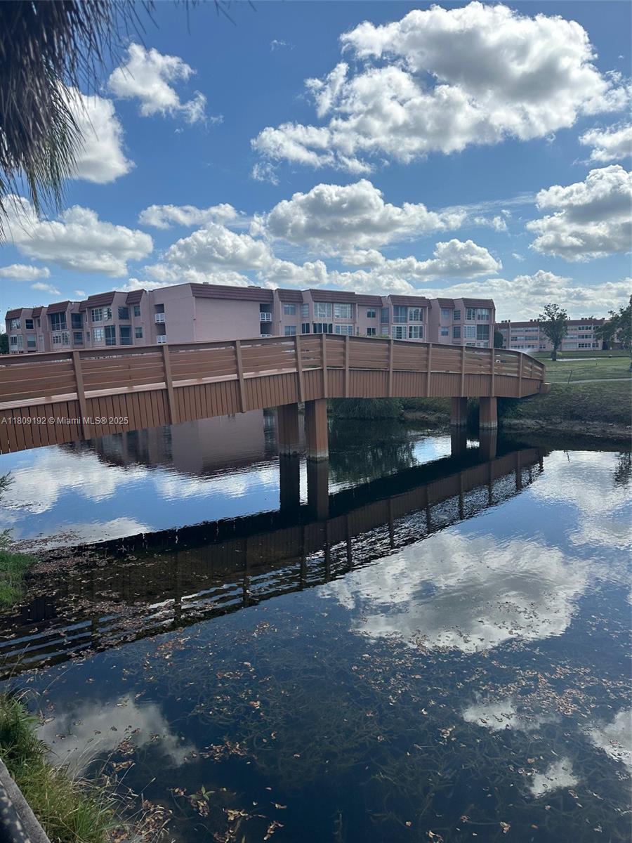 9201 Sunrise Lakes Blvd #301, Sunrise, Florida image 26
