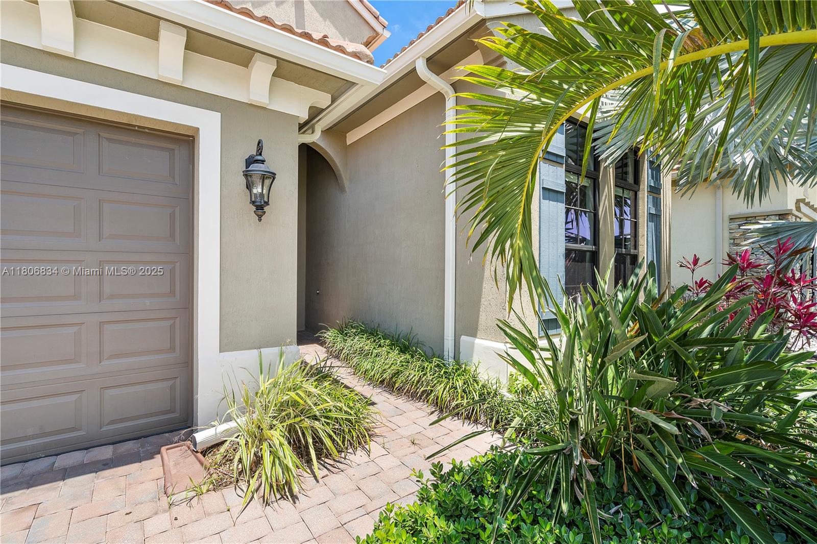 12065 N Kalmar Cir N, Parkland, Florida image 2
