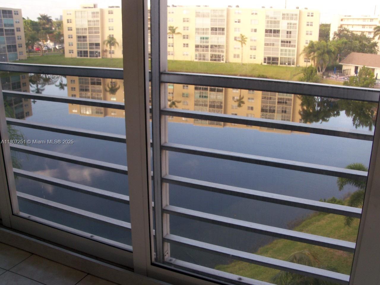 200 SE 5th Ave #507, Dania Beach, Florida image 30