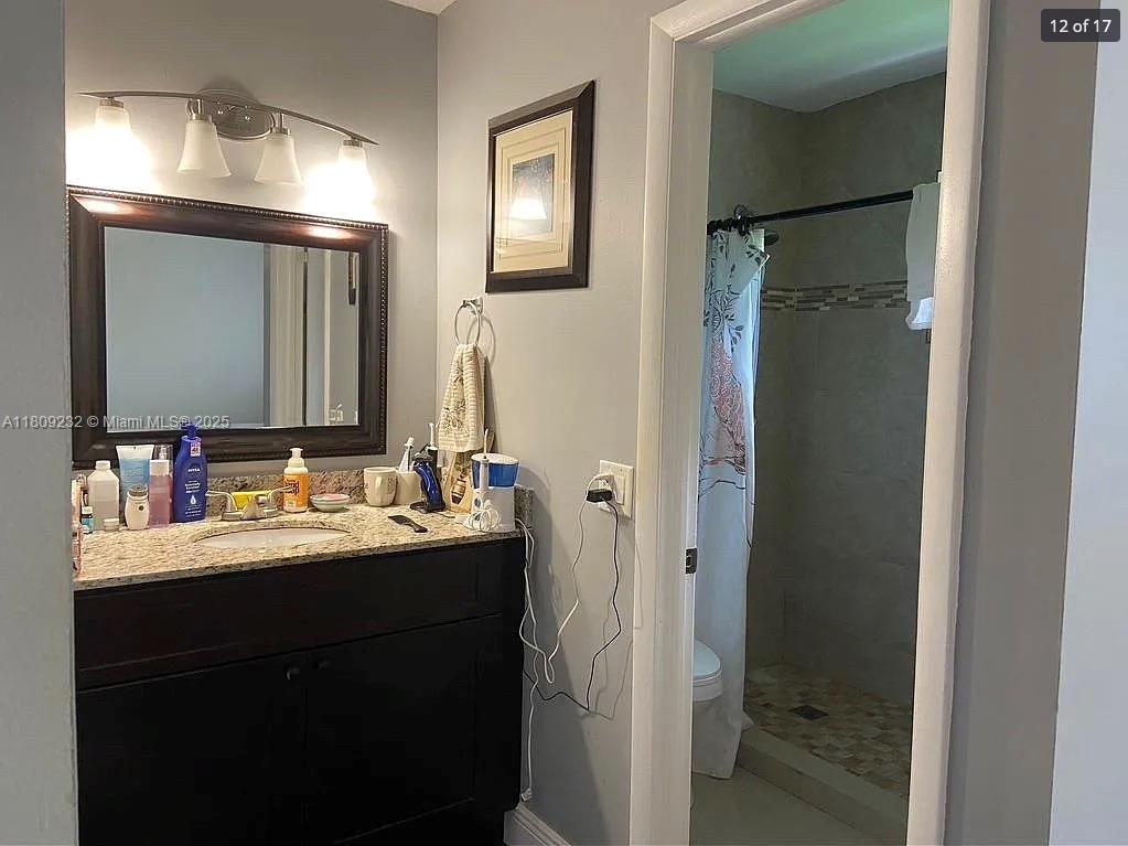 9315 SW 170th Ln, Palmetto Bay, Florida image 12