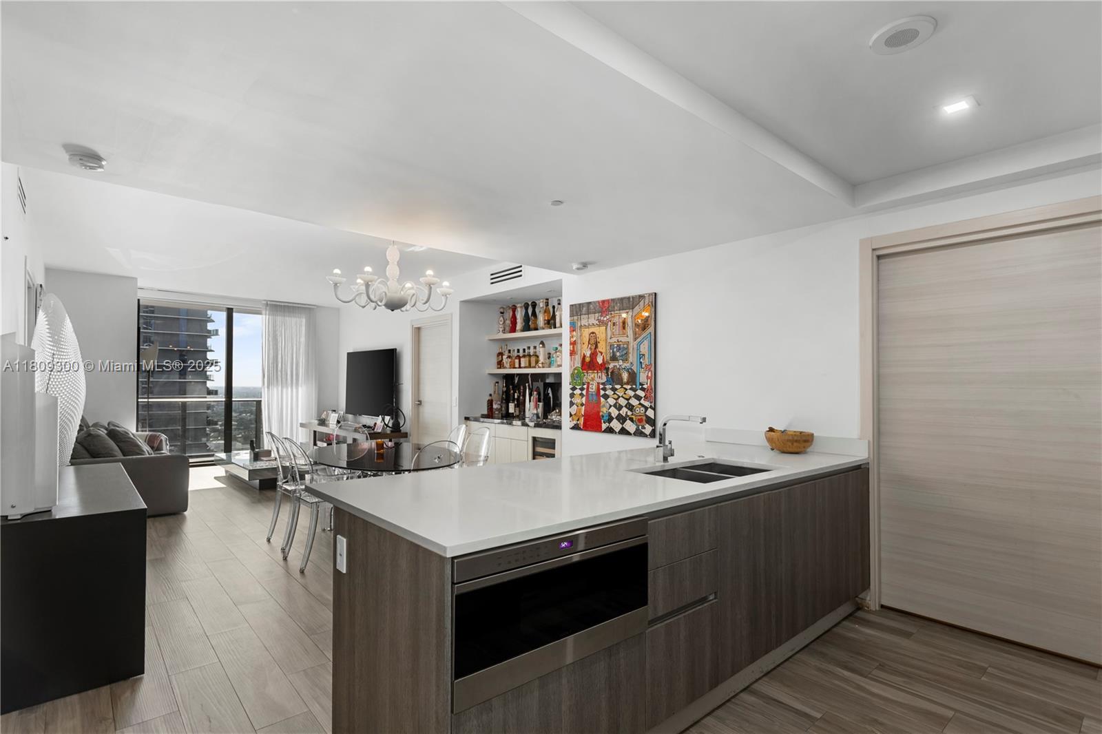 Condo for Rent in Miami, FL