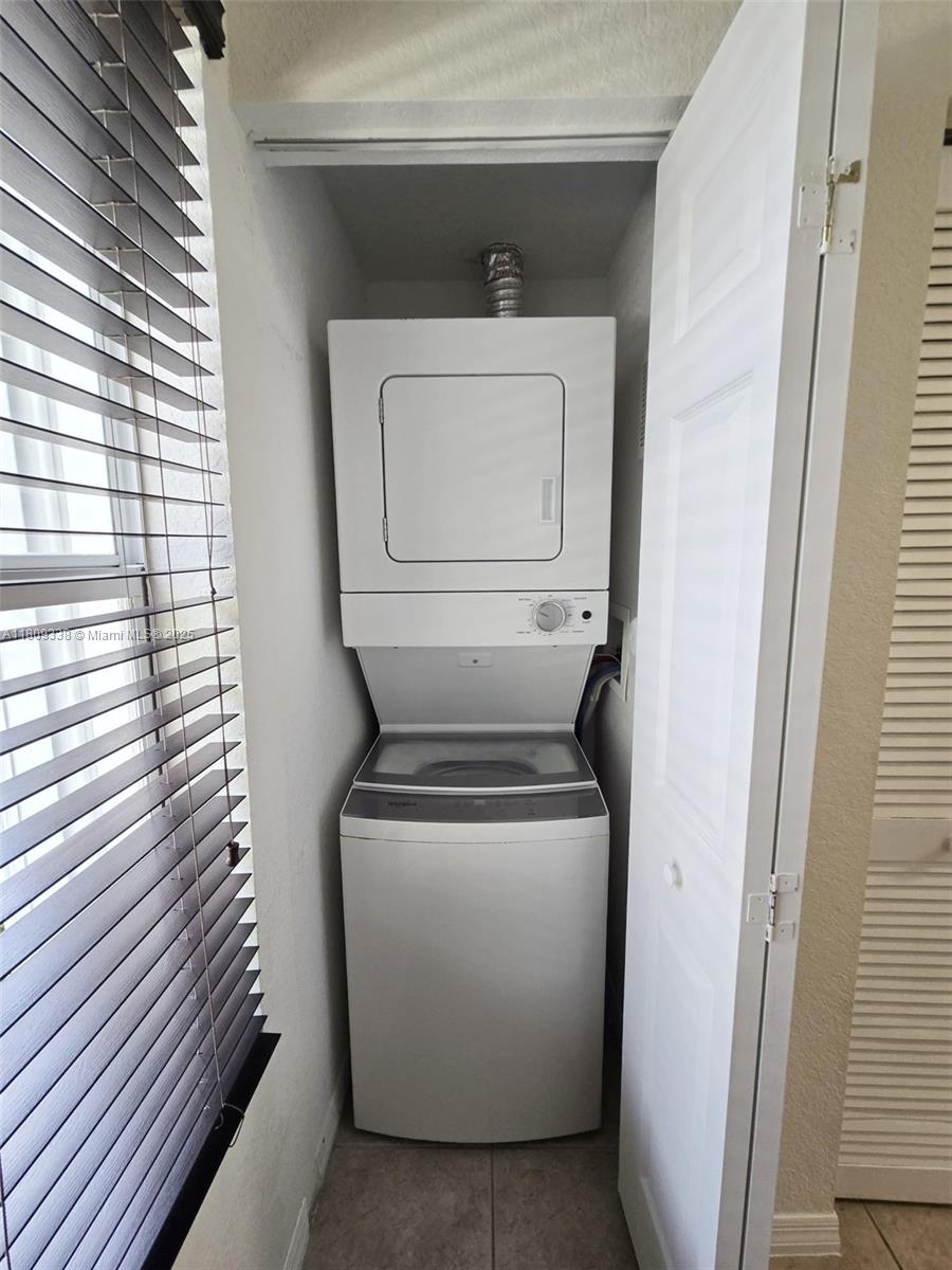 4940 SW 140th Ter #14, Miramar, Florida image 11