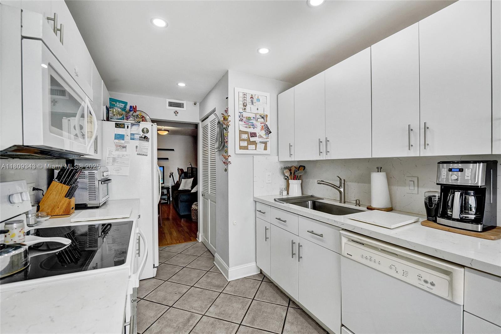 1201 S Ocean Dr #609S, Hollywood, Florida image 31