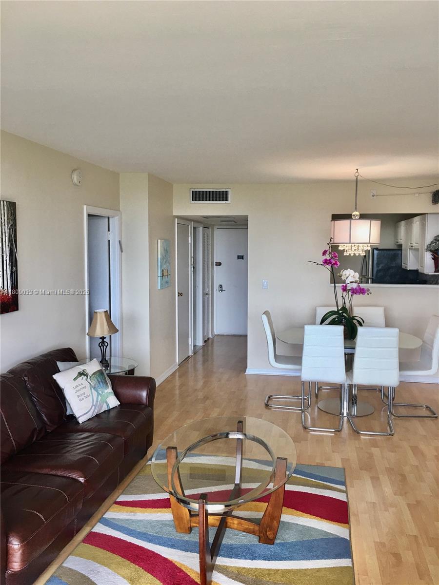 20379 W Country Club Dr #1737, Aventura, Florida image 8