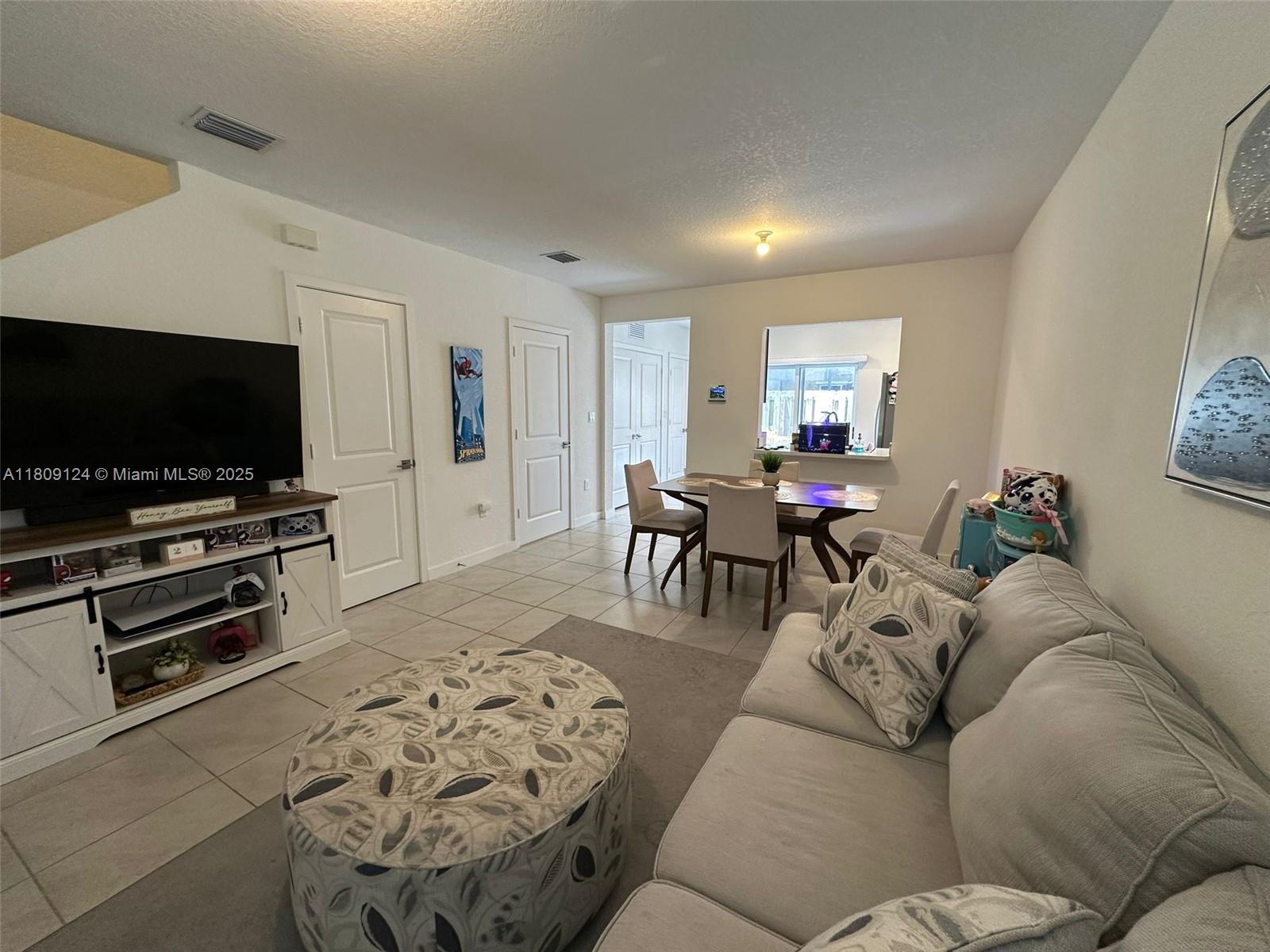 444 NE 5th Ln, Florida City, Florida image 12