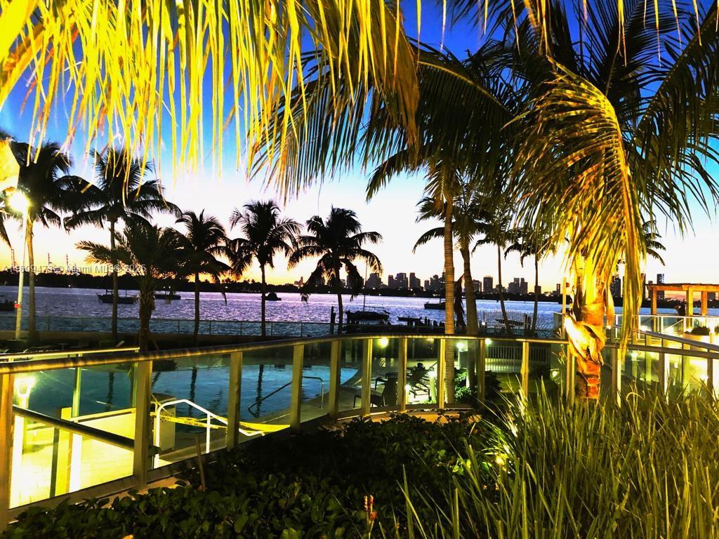 Residential, Miami Beach, Florida image 11