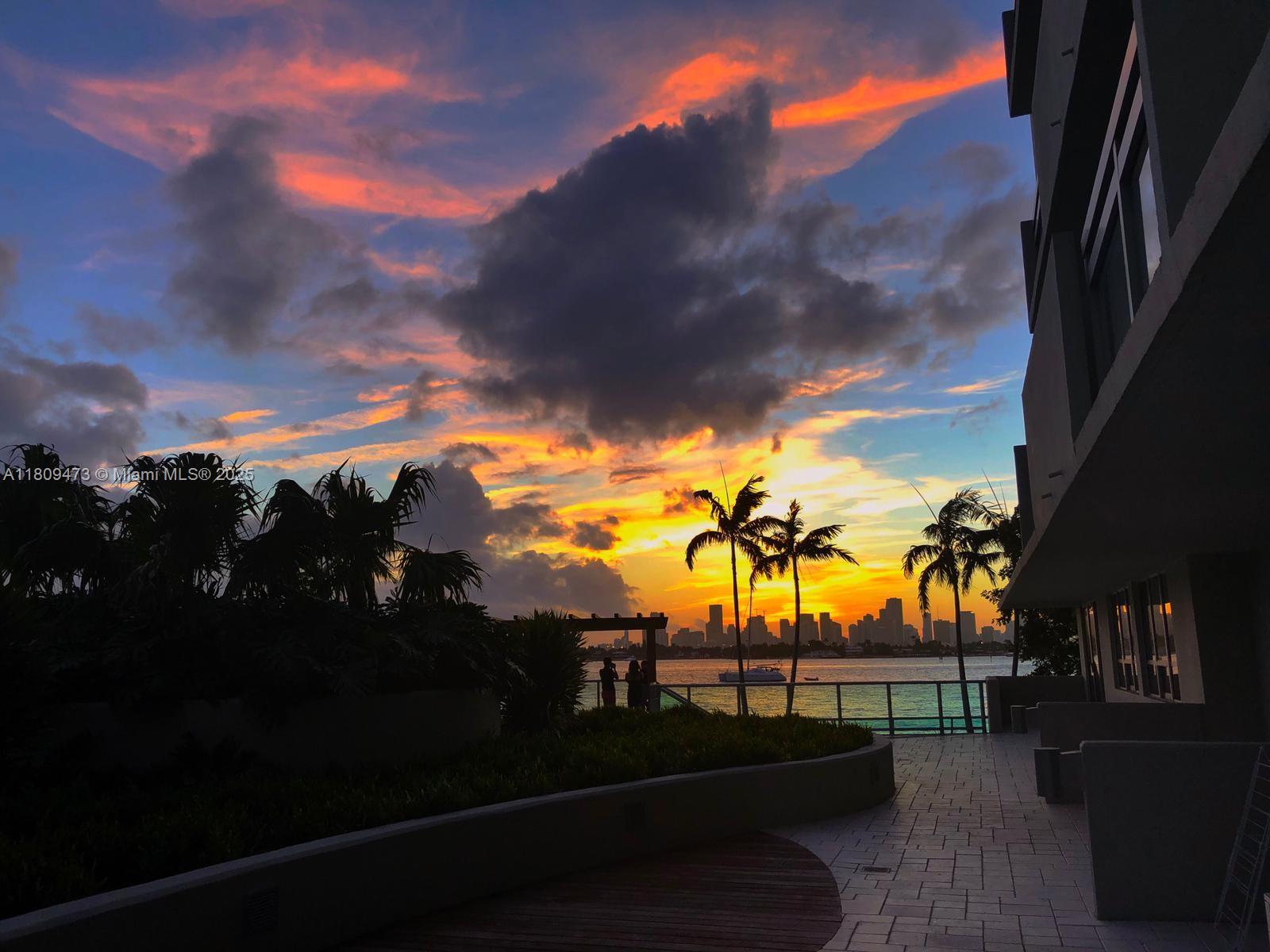 Residential, Miami Beach, Florida image 7