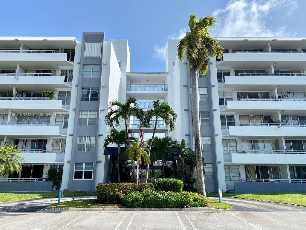 1080 94th St Unit 108, Bay Harbor Islands, Florida 33154