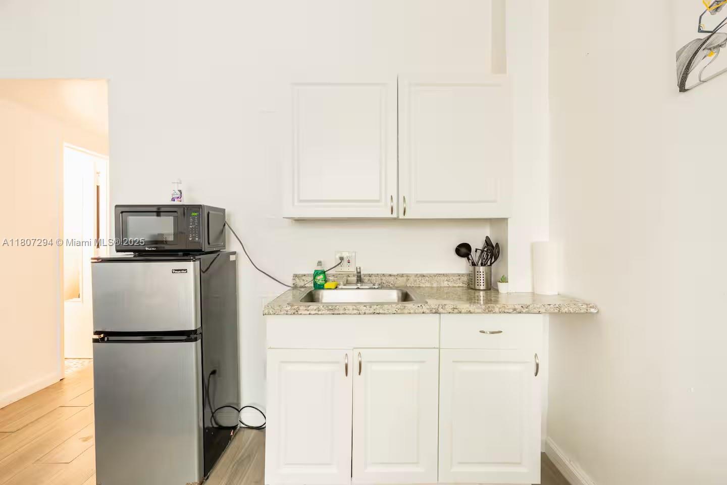 Property photo # 6