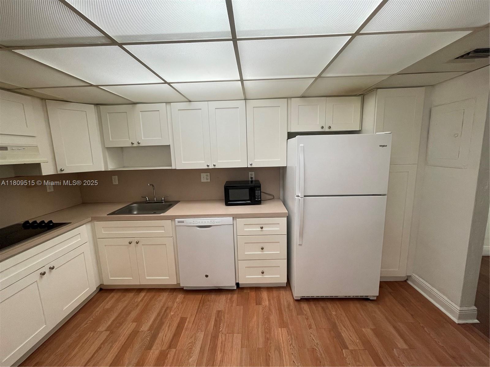 19390 Collins Ave #122, Sunny Isles Beach, Florida image 4