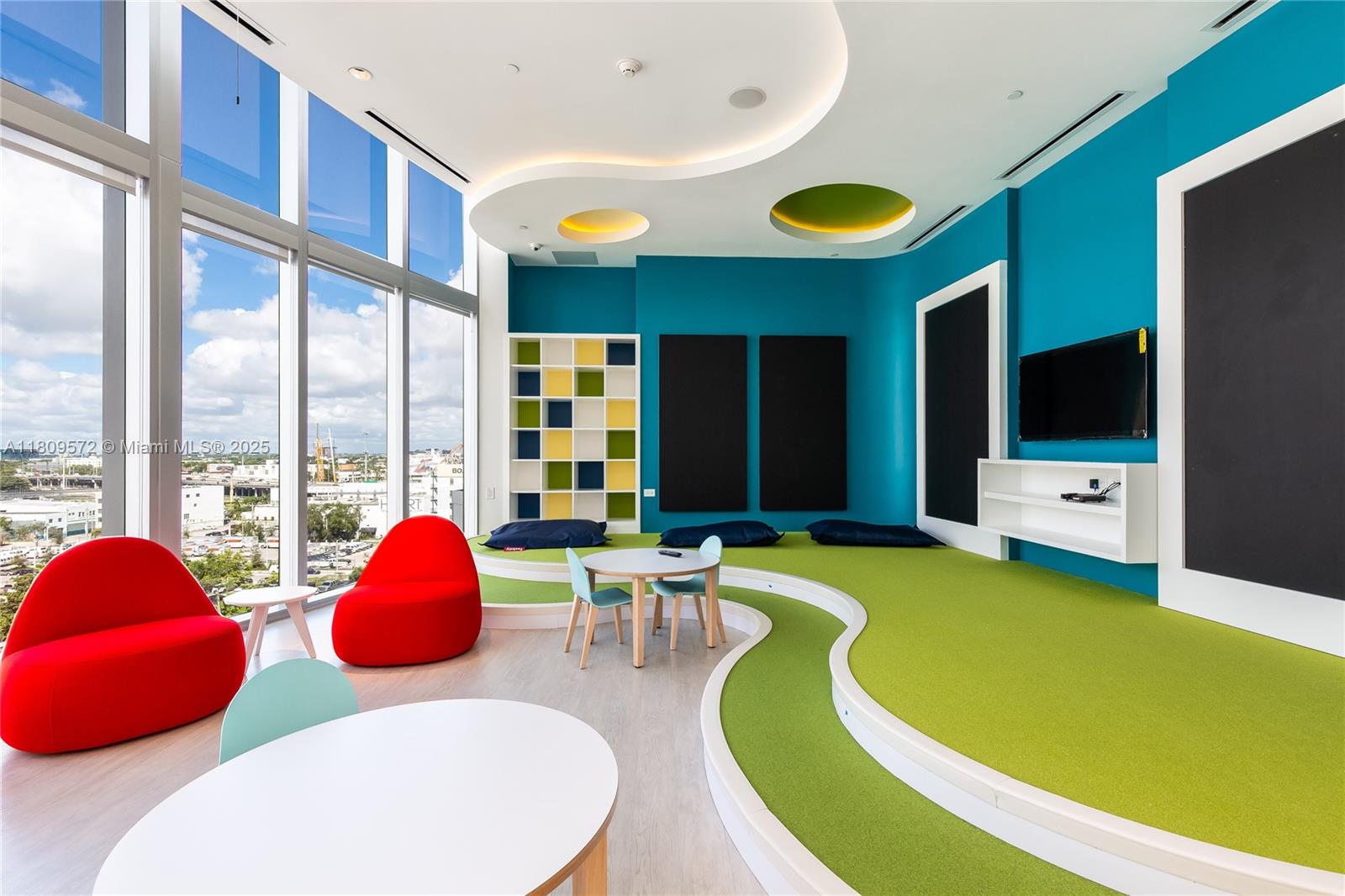 851 NE 1st Ave #3410, Miami FL 33132