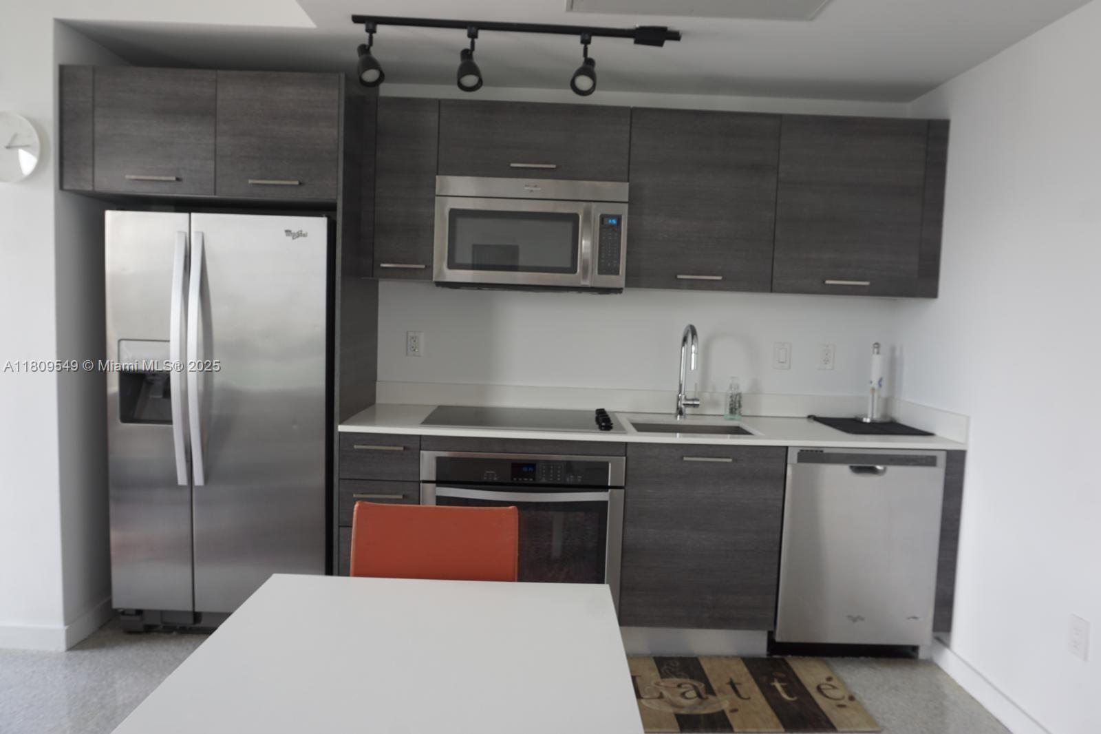 Property photo # 2