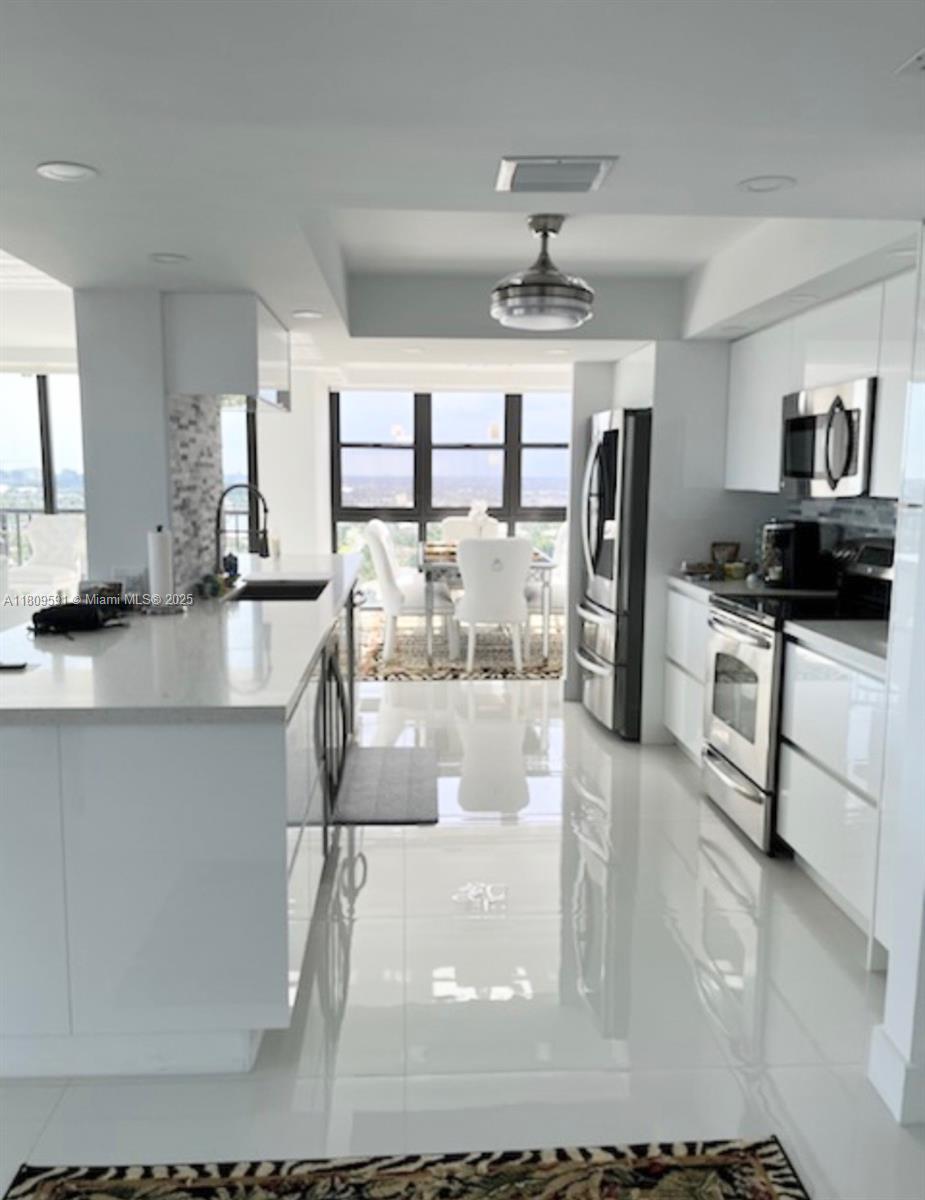 2017 S Ocean Dr #1510, Hallandale Beach, Florida image 23