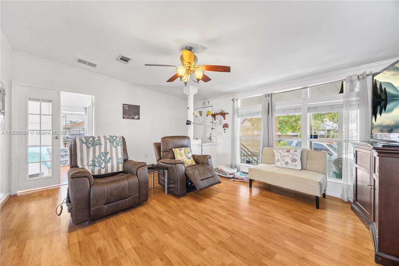 2600 E Marina Dr, Dania Beach, Florida image 34