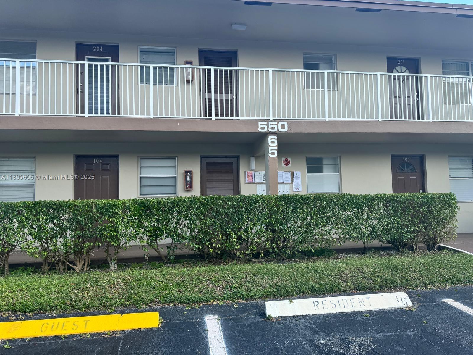 550 NW 80th Ter #103, Margate, Florida image 1