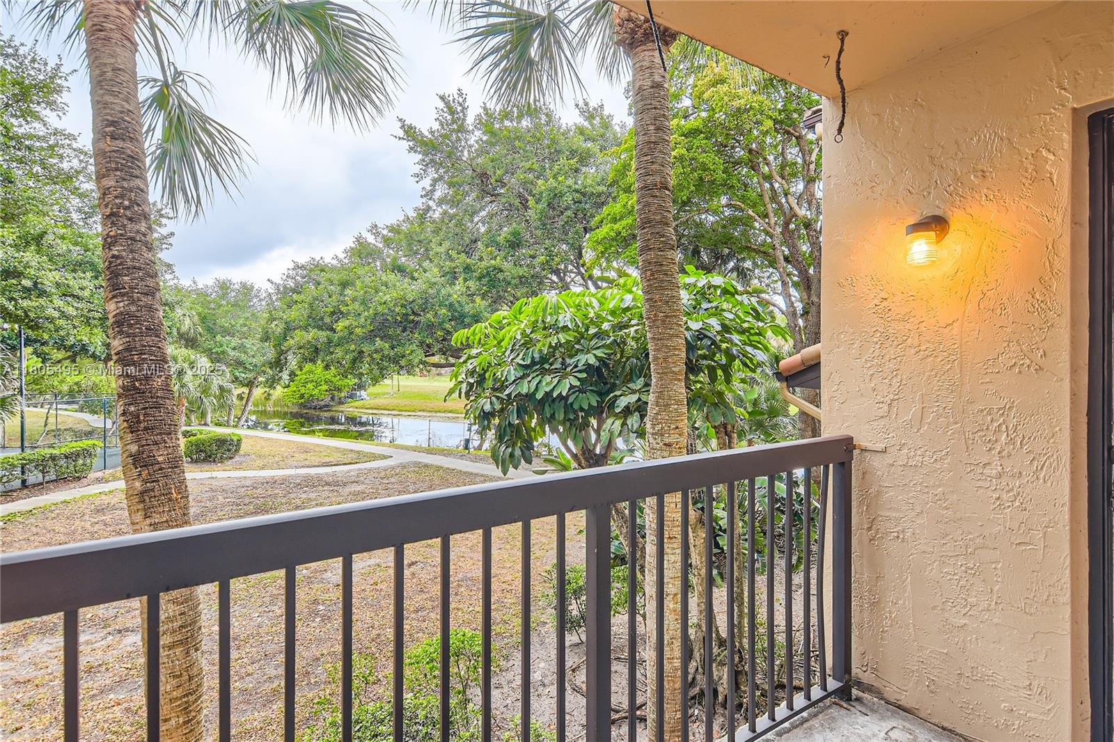 Property photo # 9