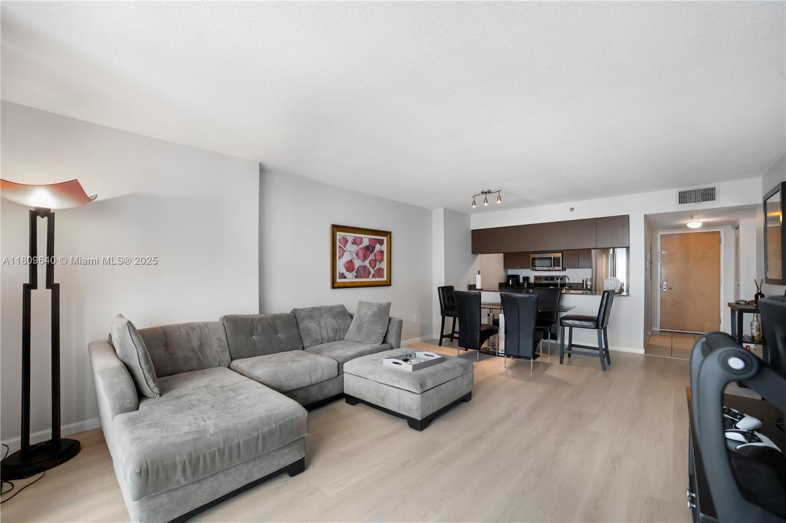 Property photo # 3