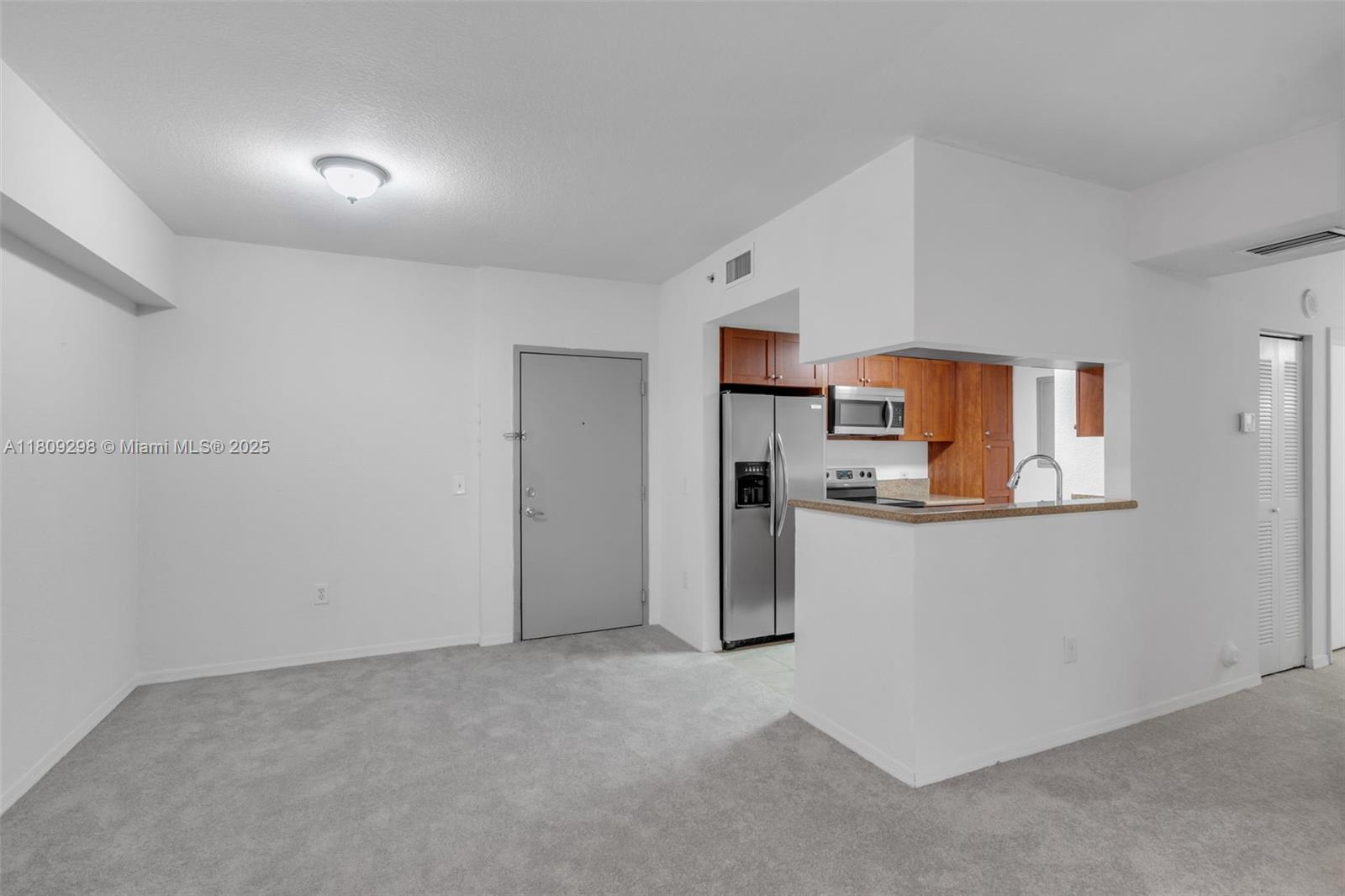Property photo # 8
