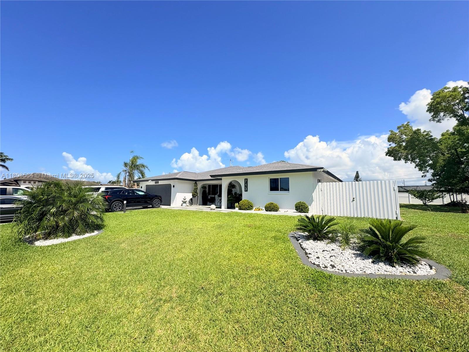 713 Se 43rd St, Cape Coral, Florida image 5
