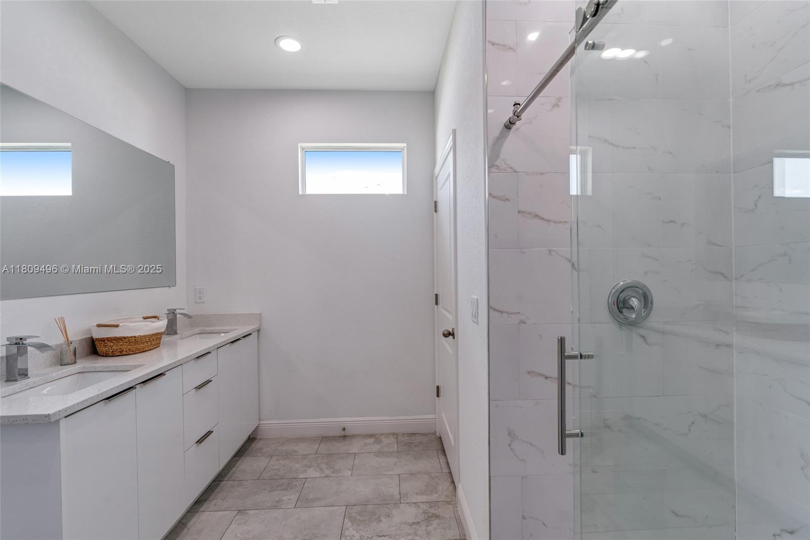 5027 S Peachtree Cir, La Belle, Florida image 25