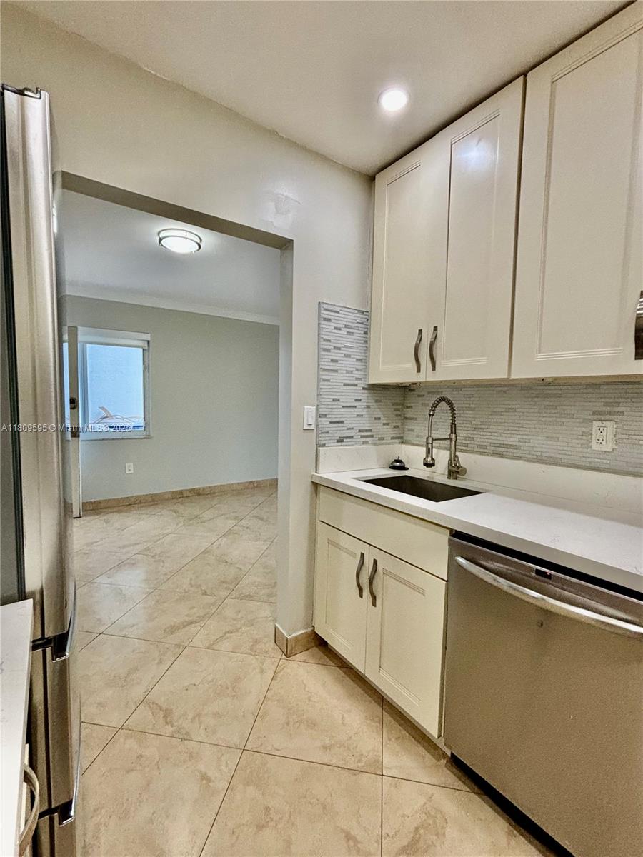 3536 NE 168th Street #201, North Miami Beach, Florida image 8