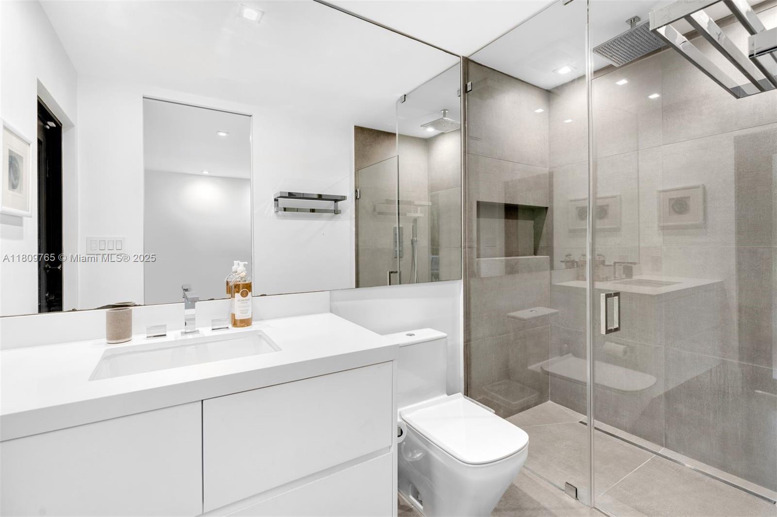 Property photo # 9