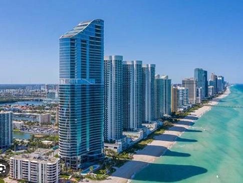 220 Kings Point Dr #106, Sunny Isles Beach, Florida image 10
