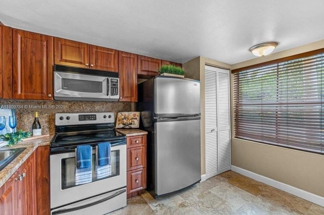 Property photo # 4