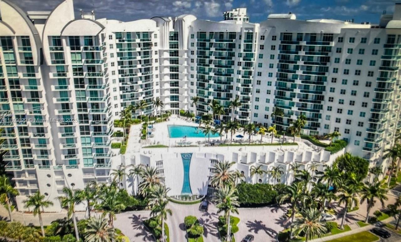 7900 Harbor Island Dr #912, North Bay Village FL 33141