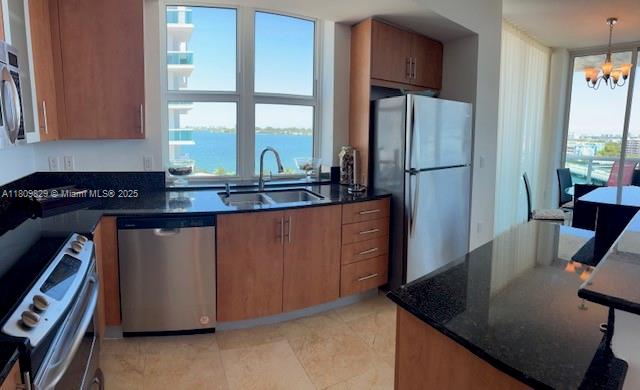 7900 Harbor Island Dr #912, North Bay Village FL 33141