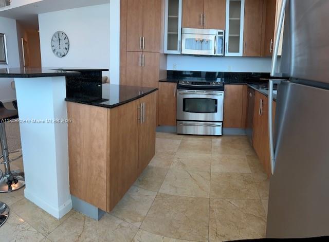 7900 Harbor Island Dr #912, North Bay Village FL 33141