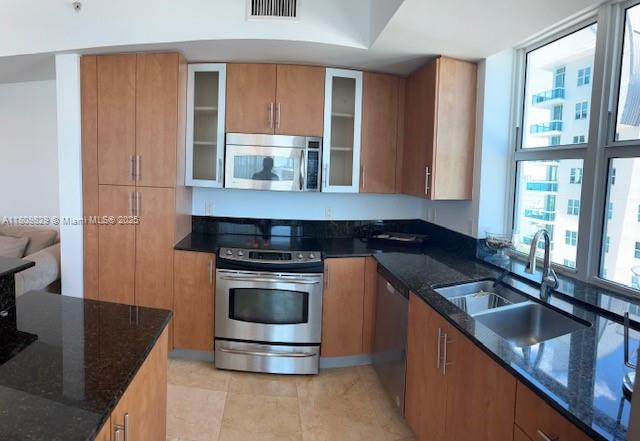 7900 Harbor Island Dr #912, North Bay Village FL 33141
