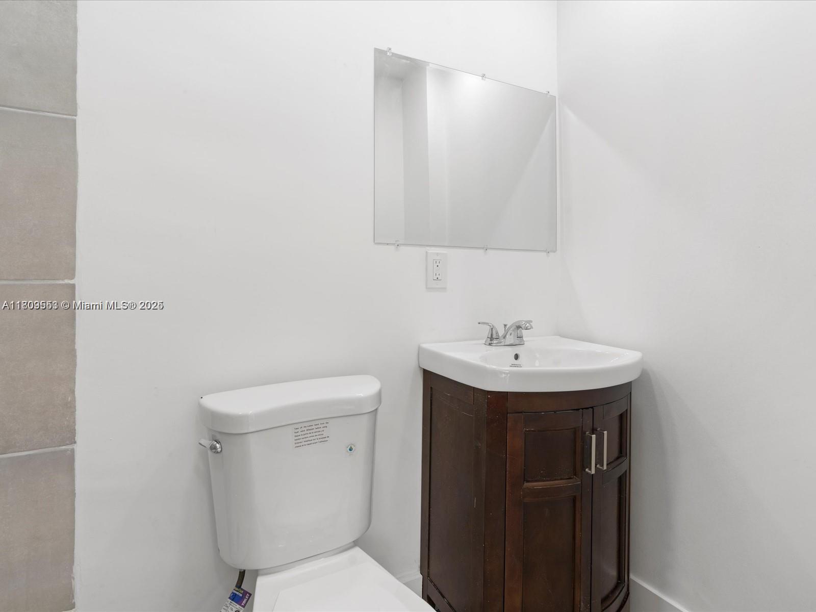 2325 Hayes St, Hollywood, Florida image 27