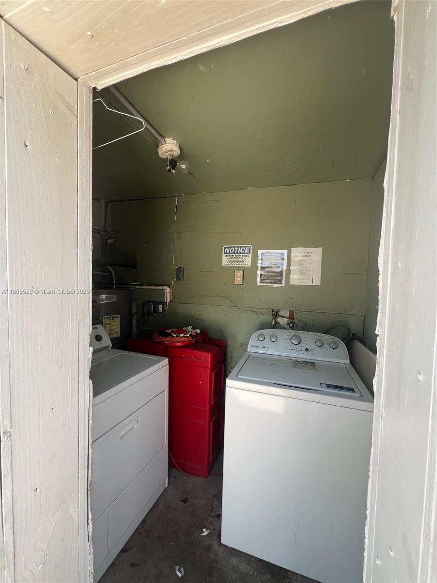 2325 Hayes St, Hollywood, Florida image 29