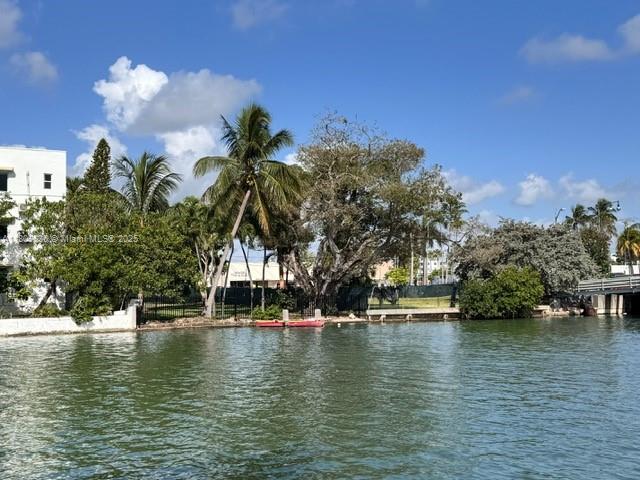 6949 Bay Dr, Miami Beach, Florida image 10