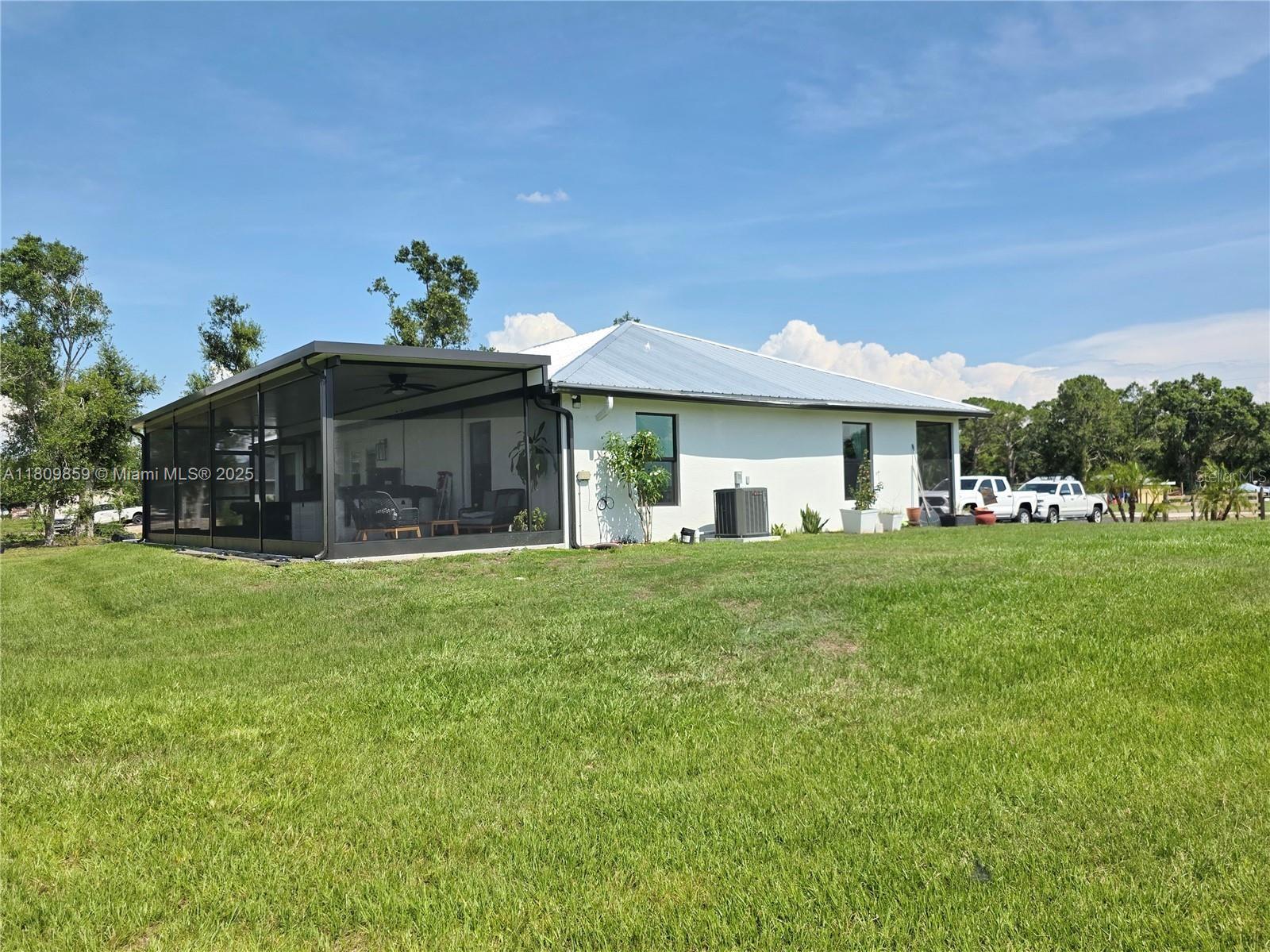 7935 NW 90th Court, Okeechobee, Florida image 5