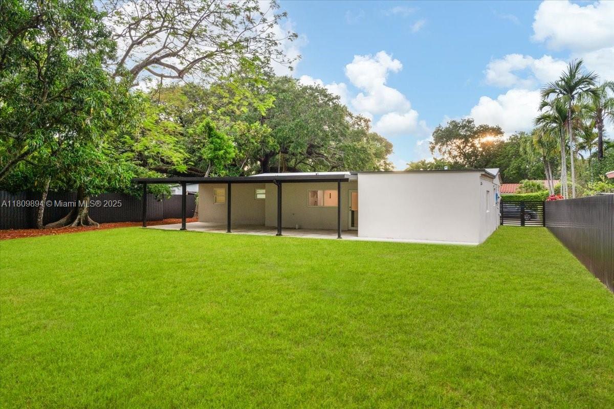 11505 NE 11th Pl, Biscayne Park, Florida image 10