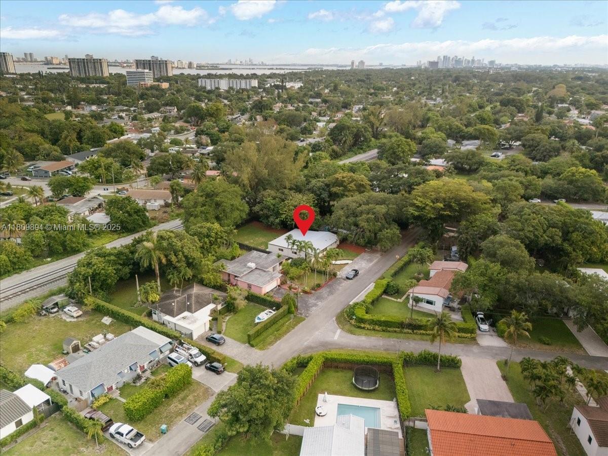 11505 NE 11th Pl, Biscayne Park, Florida image 36