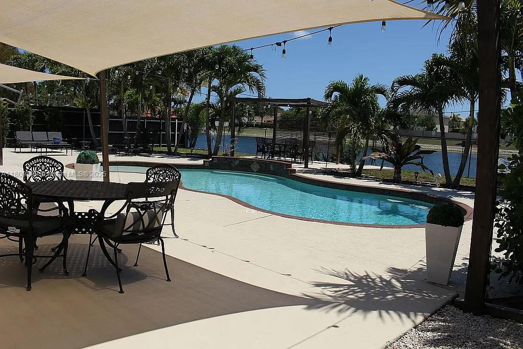 16272 SW 42nd Ter, Miami, Florida image 10