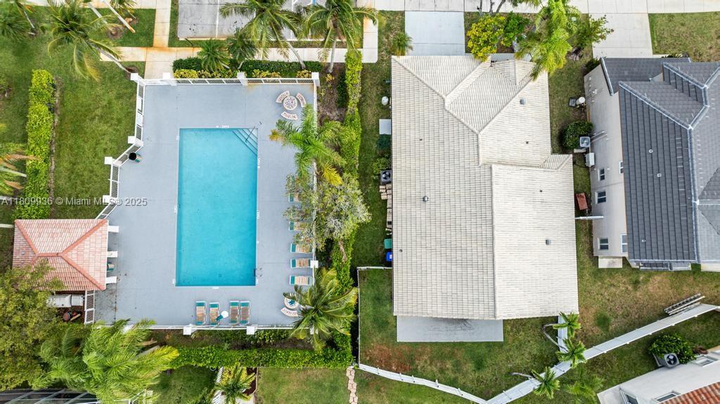 18311 NW 19th St, Pembroke Pines, Florida image 40