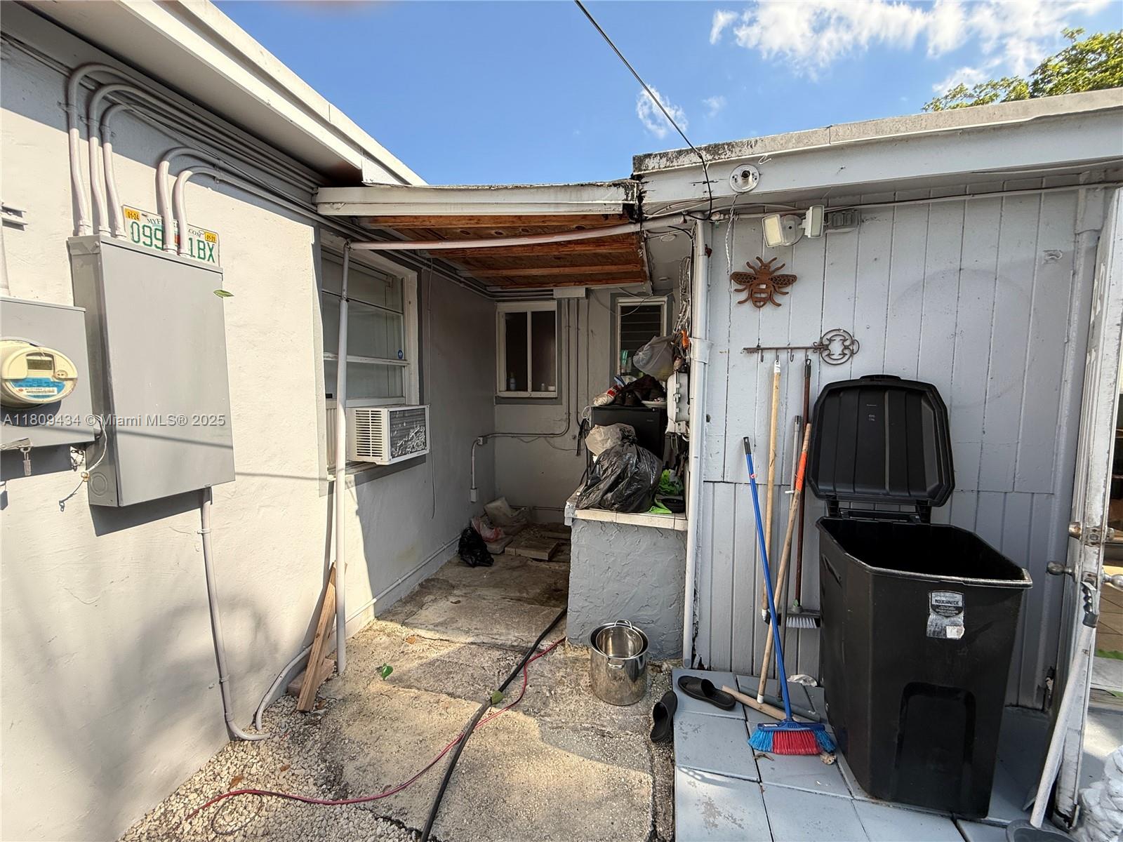 7951 NW 30 Street, Davie, Florida image 26