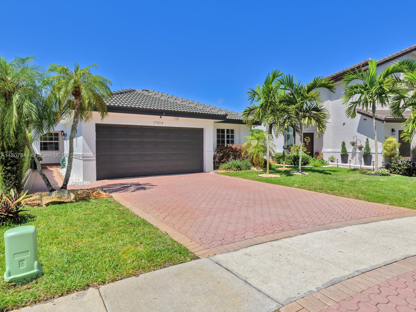 17654 SW 5th Ct, Pembroke Pines, Florida image 11