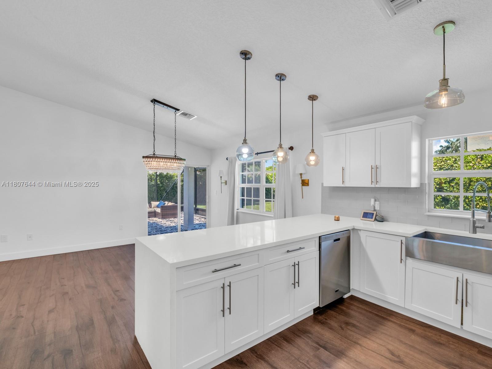 17654 SW 5th Ct, Pembroke Pines, Florida image 24