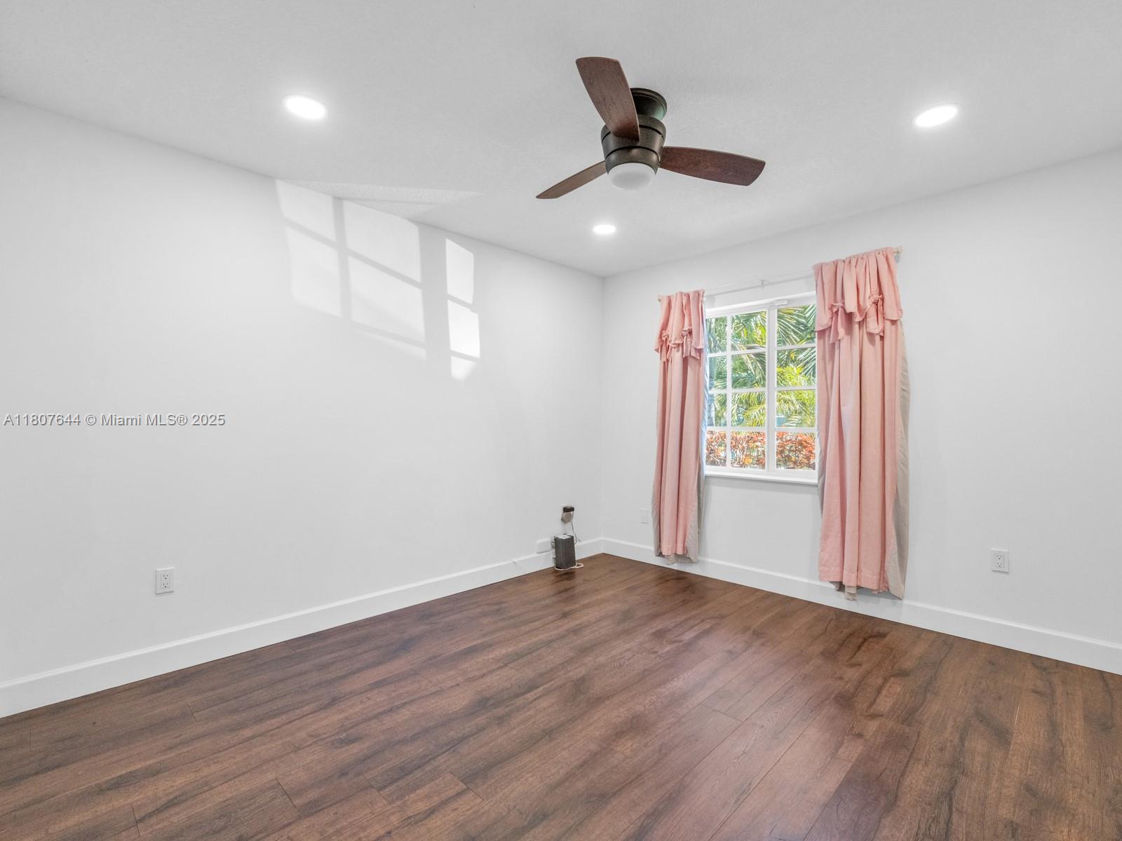 17654 SW 5th Ct, Pembroke Pines, Florida image 31
