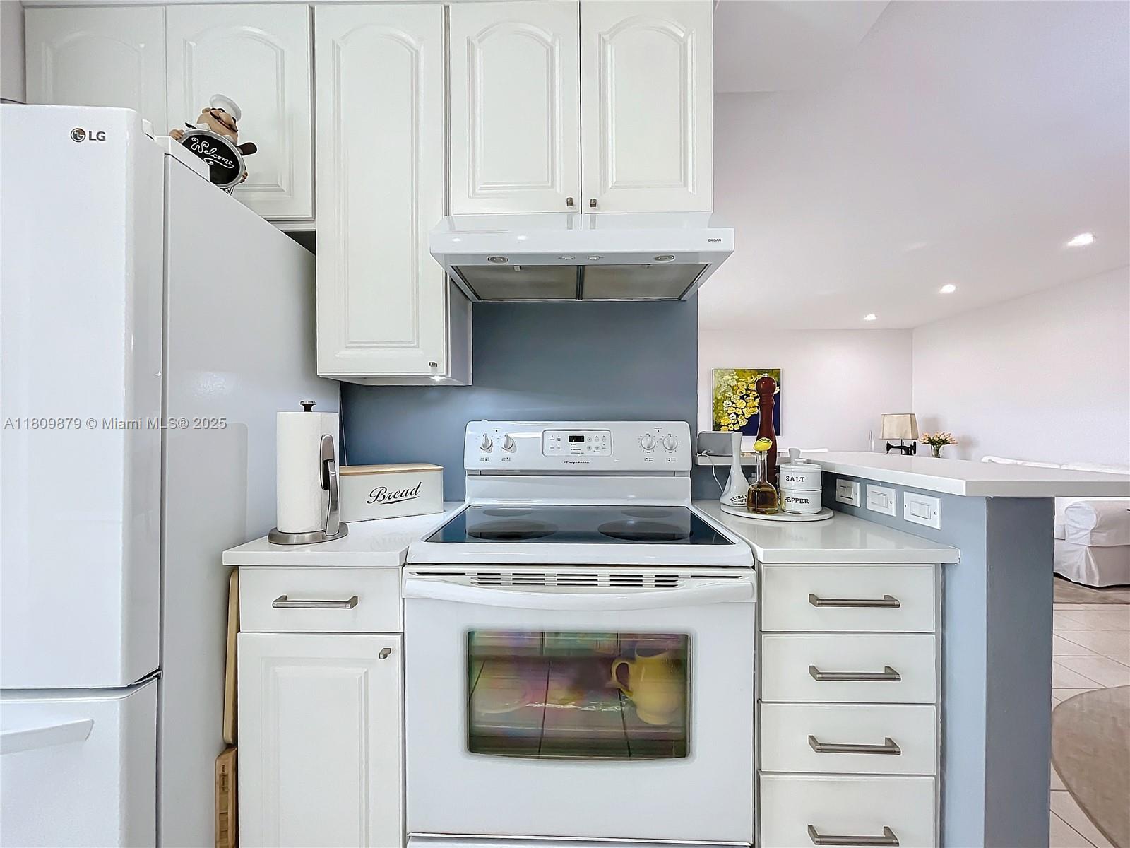 708 SE 7th Ave #14, Pompano Beach, Florida image 12