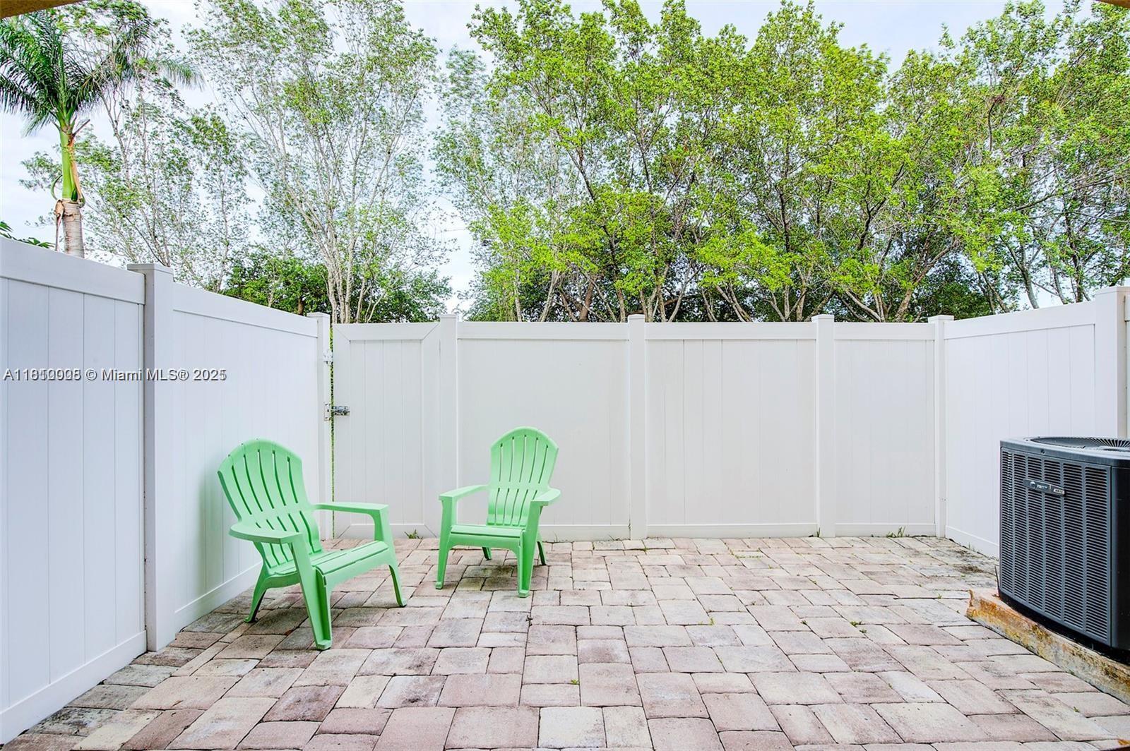6604 Catalina Ln, Tamarac, Florida image 23