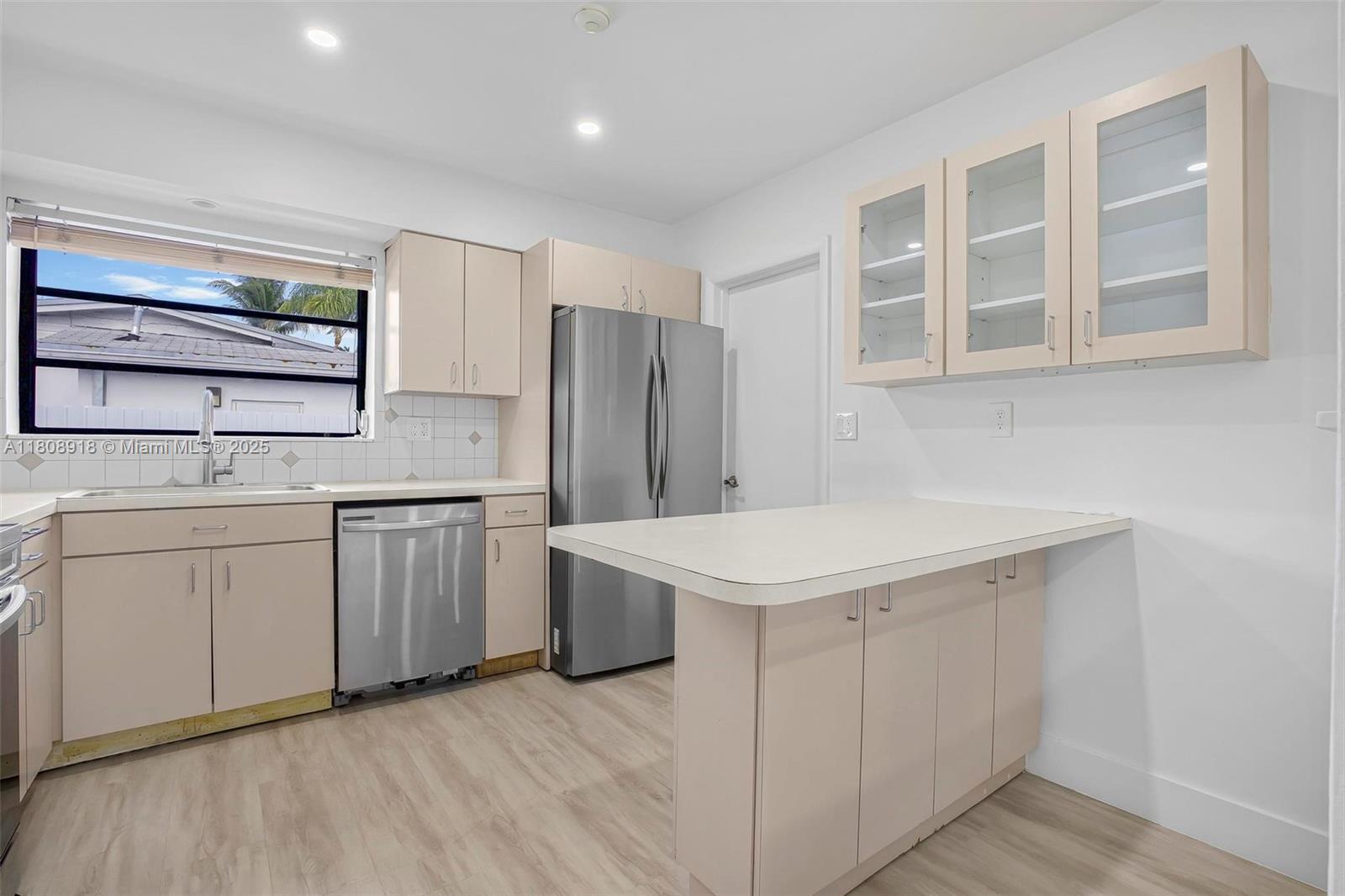 9035 SW 198th Ter, Cutler Bay, Florida image 12