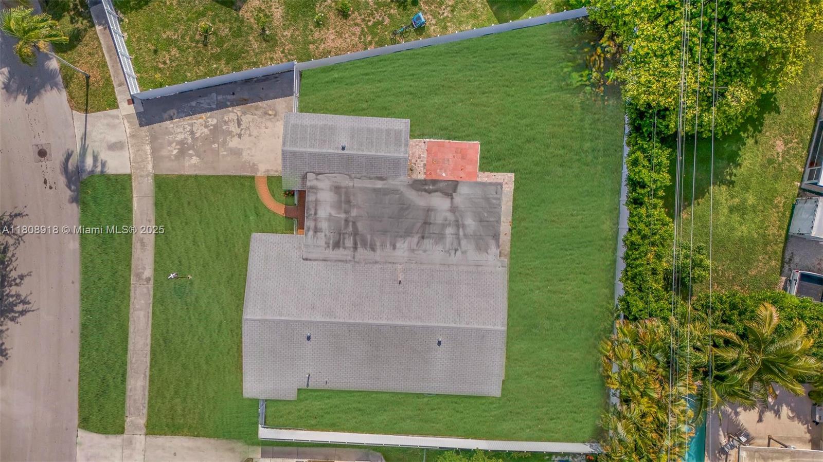 9035 SW 198th Ter, Cutler Bay, Florida image 34