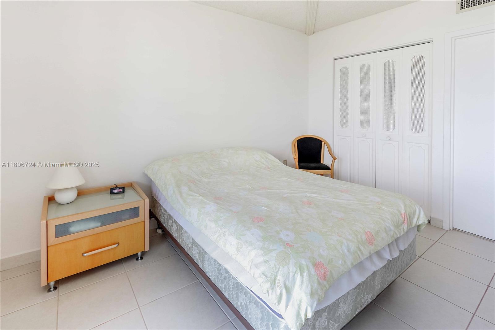 3625 N Country Club Dr #1804, Aventura, Florida image 13